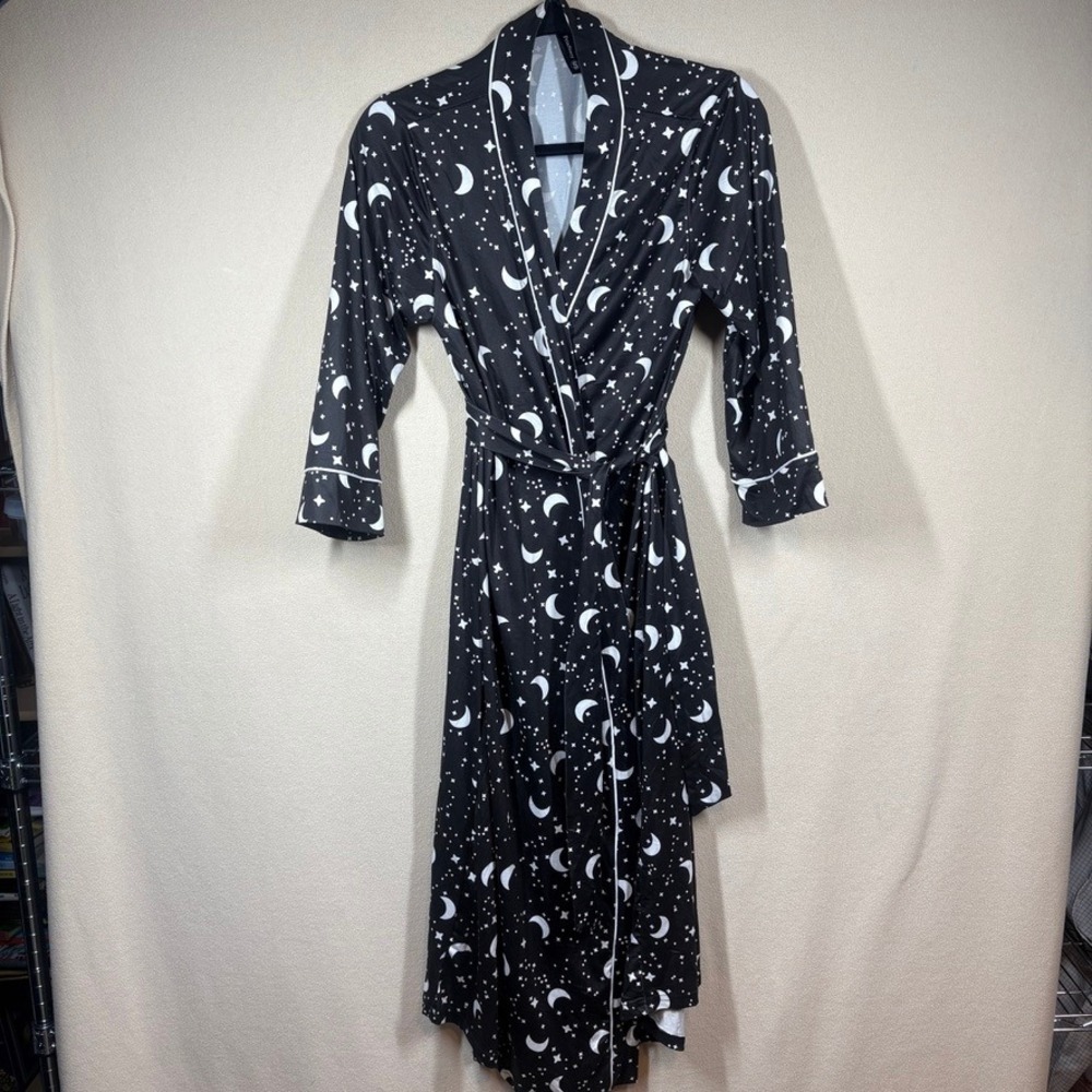 PrinStory Womens Celestial Moon Star Print Robe Sm Black White Whimsigoth Witchy